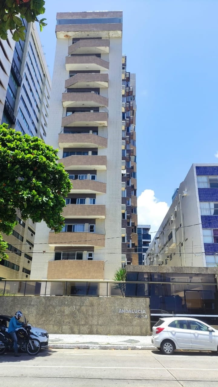 Imagem de fundo do condomínio Condomínio Andalucia - Boa Viagem - Recife - PE