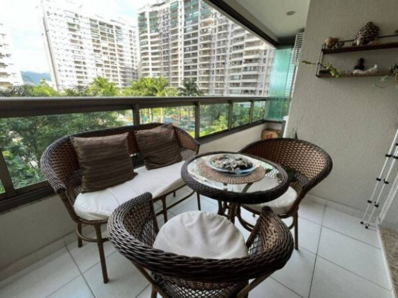 Imagem Apartamento com 3 Quartos à Venda, 93 m² em Jacarepaguá - Rio de Janeiro