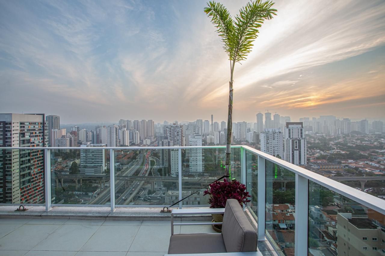 Foto do imóvel Cobertura com 1 Quarto à Venda, 93 m²em Cidade Monções - São Paulo