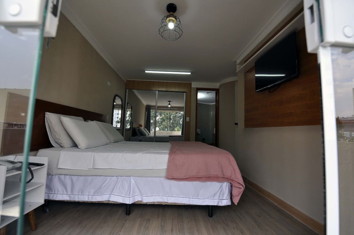 Foto do imóvel Flat com 1 Quarto à Venda ou Temporada, 40 m²em Liberdade - São Paulo