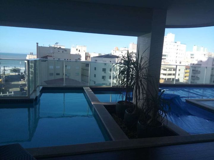 Imagem Apartamento com 4 Quartos à Venda, 220 m² em Itapema