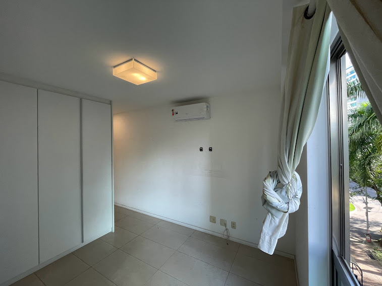 Imagem Apartamento com 4 Quartos à Venda, 275 m²em Barra da Tijuca - Rio de Janeiro