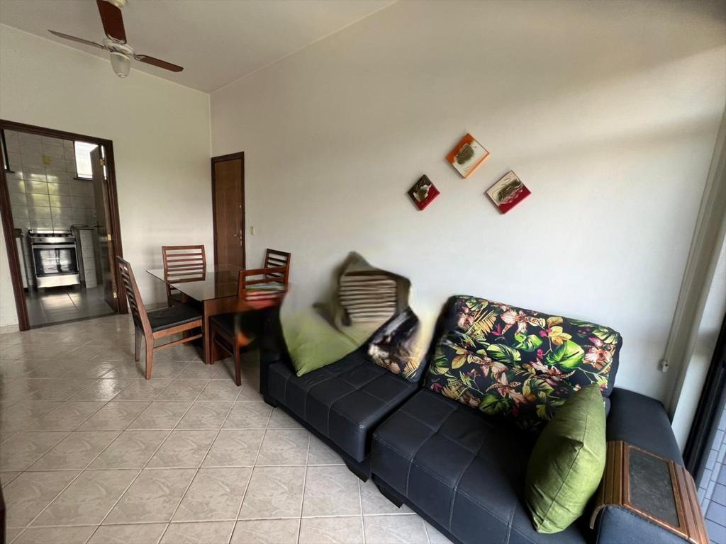 Imagem Apartamento com 2 Quartos à Venda, 53 m²em Tauá - Rio de Janeiro