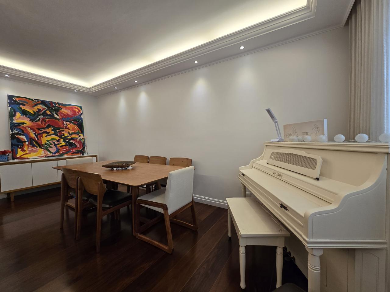 Foto do imóvel Apartamento com 3 Quartos à Venda, 153 m²em Gonzaga - Santos