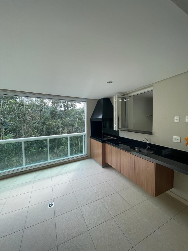 Imagem Apartamento com 3 Quartos à Venda, 156 m²em Tamboré - Barueri