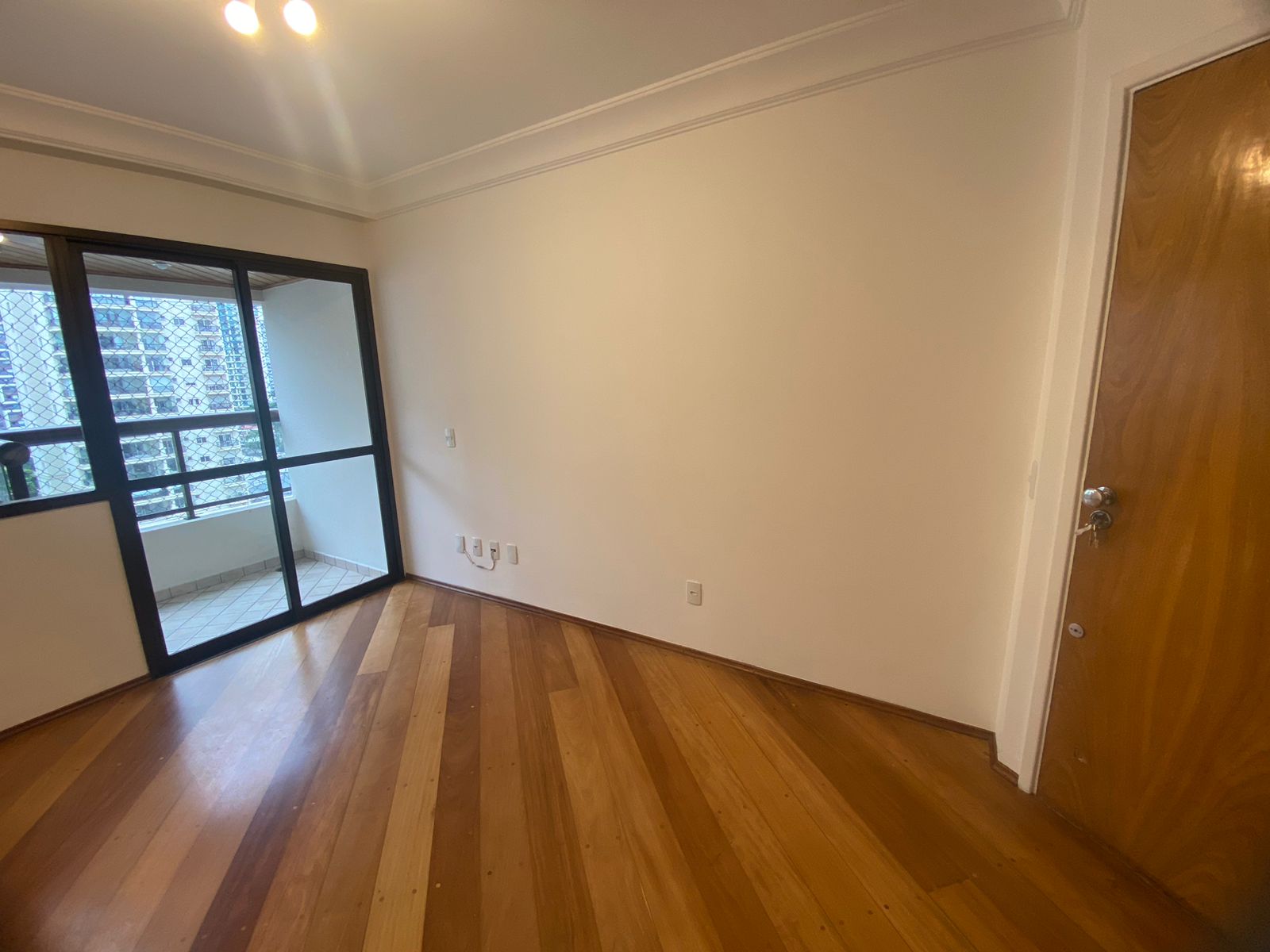 Foto do imóvel Apartamento com 2 Quartos à Venda, 75 m²em Cidade Monções - São Paulo