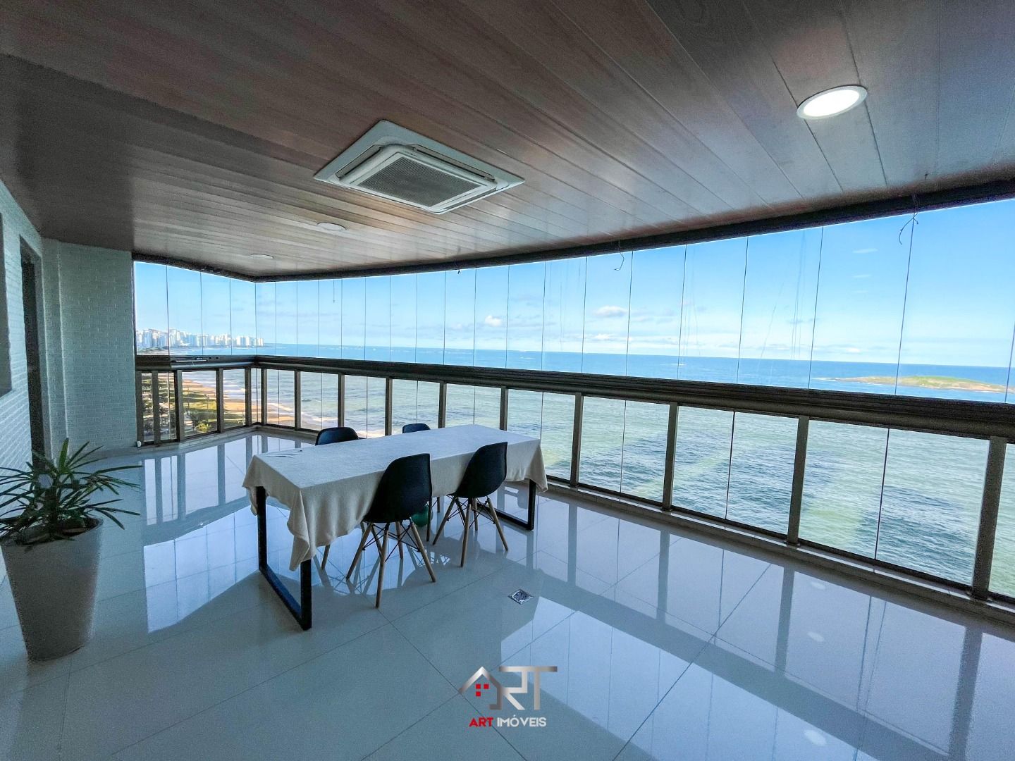 Foto do imóvel Apartamento com 4 Quartos à Venda, 170 m²em Praia de Itaparica - Vila Velha