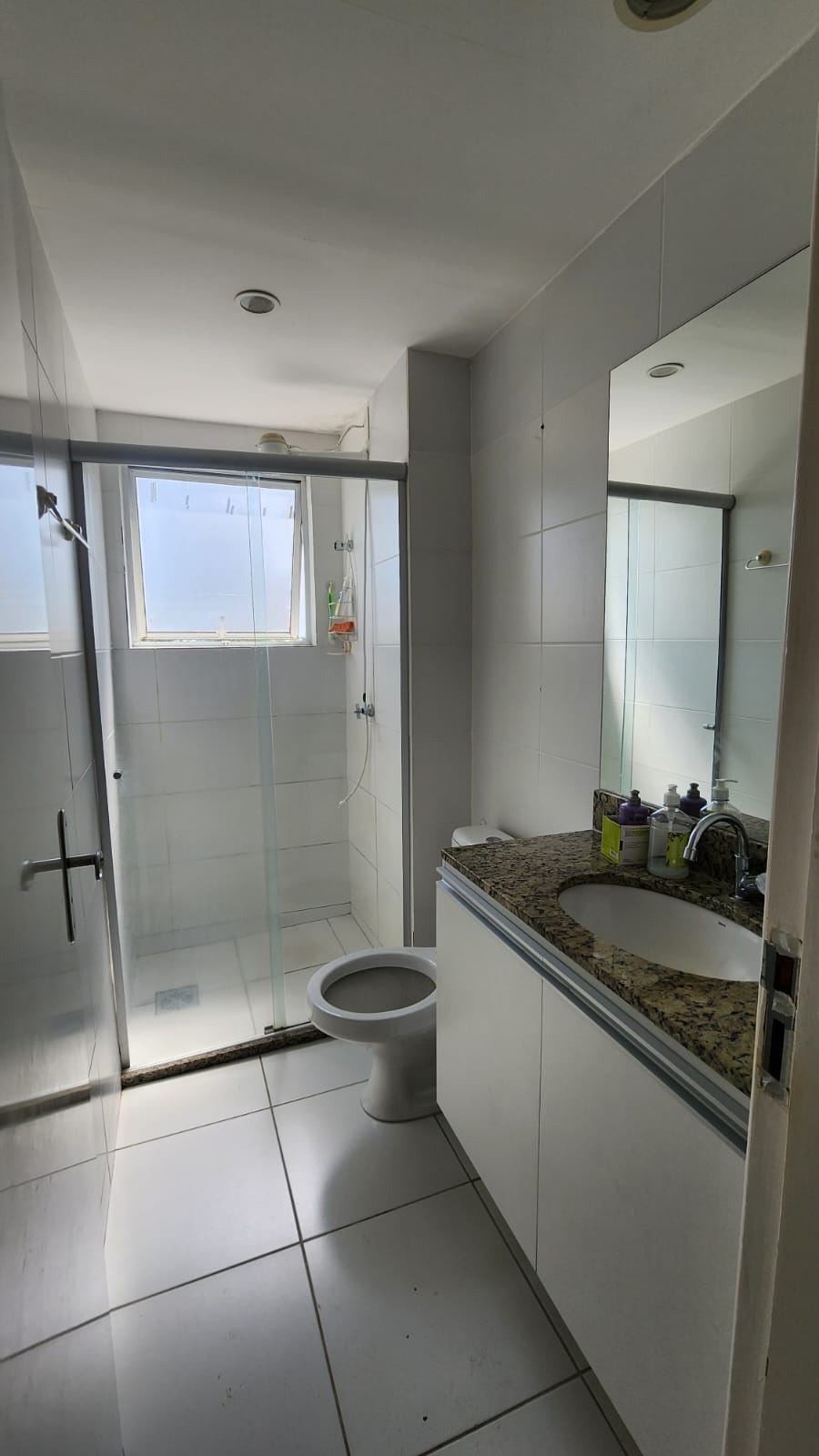 Imagem Apartamento com 2 Quartos para Alugar, 68 m²em Ponta Negra - Manaus