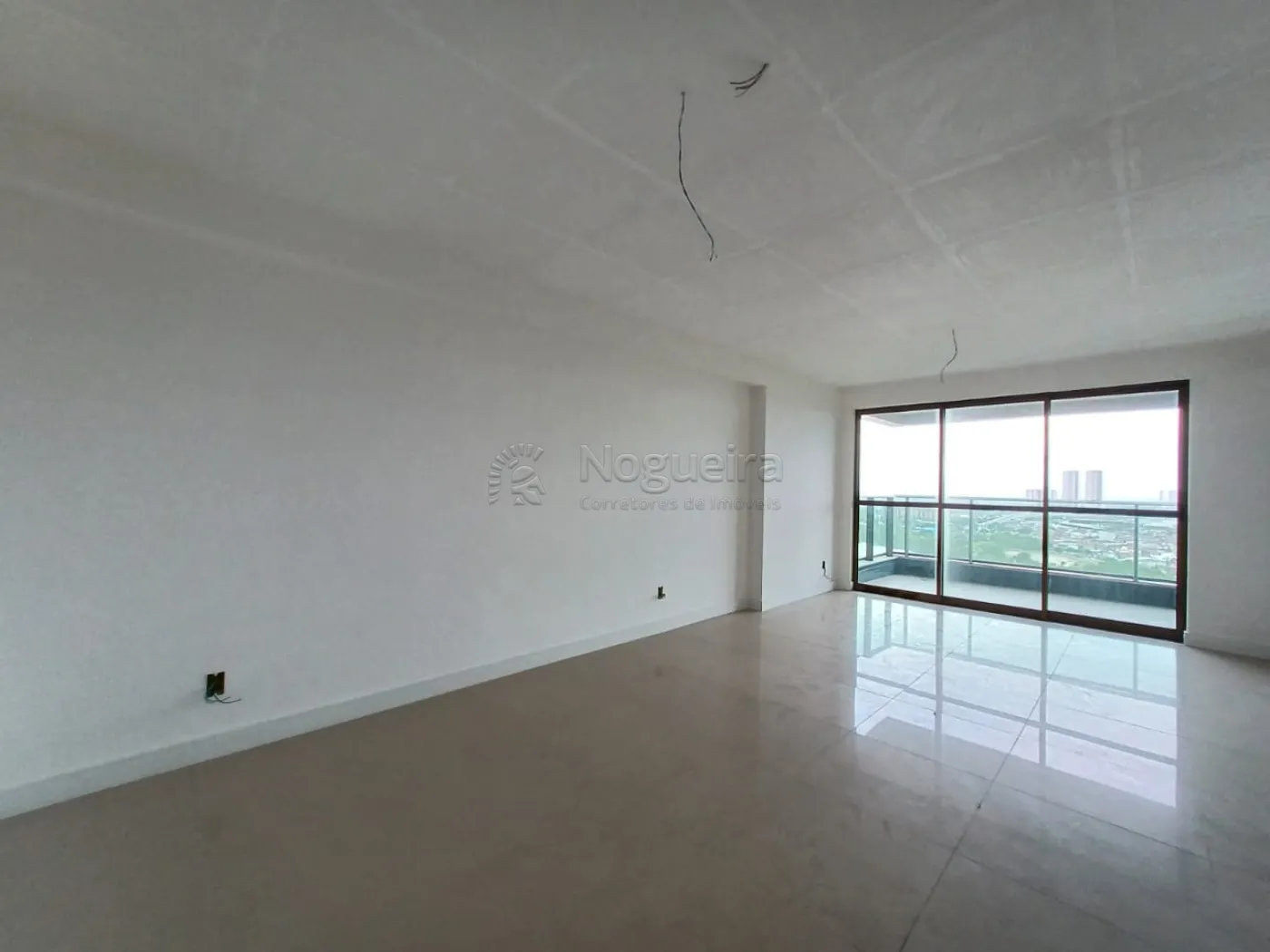 Imagem Apartamento com 4 Quartos à Venda, 135 m²em Ilha do Retiro - Recife
