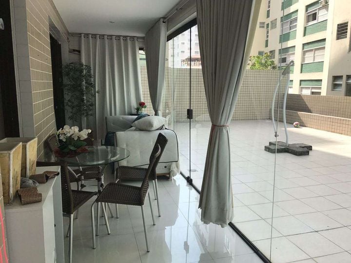 Imagem Apartamento com 2 Quartos à Venda, 228 m² em José Menino - Santos