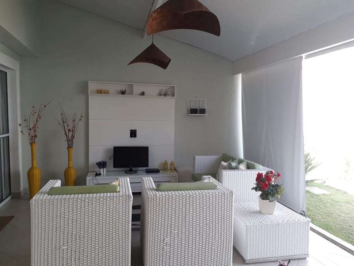Imagem Casa de Condomínio com 2 Quartos à Venda, 160 m² em Loteamento Villa Branca - Jacareí