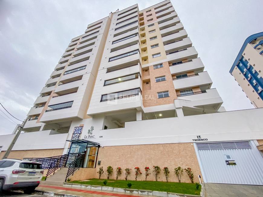 Imagem de fundo do condomínio Condomínio Le Parc - Ipiranga - São José - SC