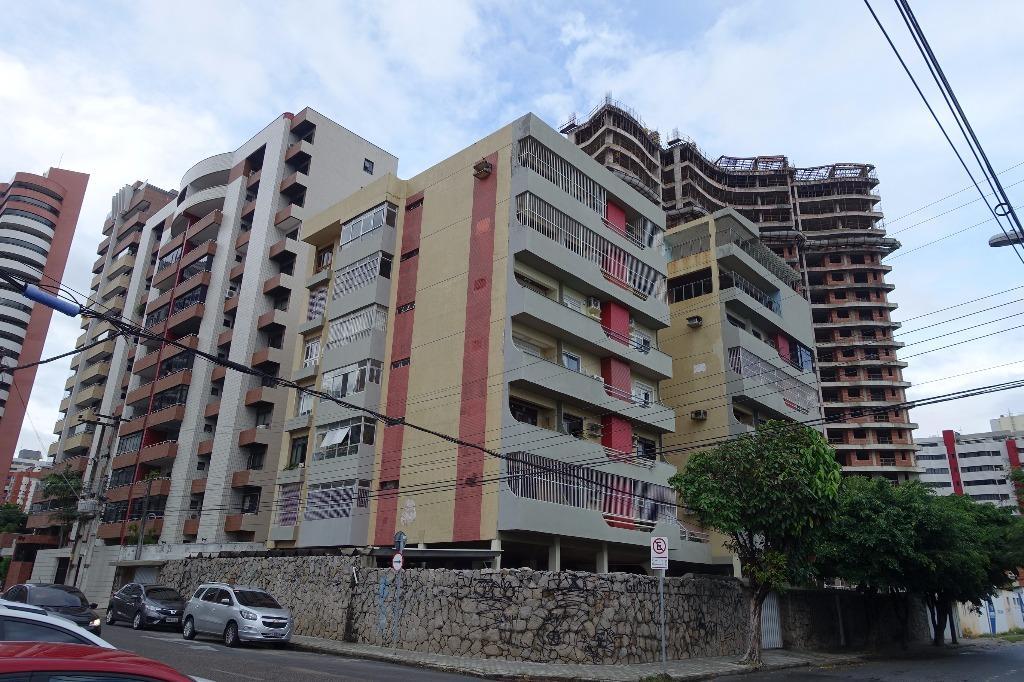 Imagem de fundo do condomínio Condomínio Irene - Aldeota - Fortaleza - CE