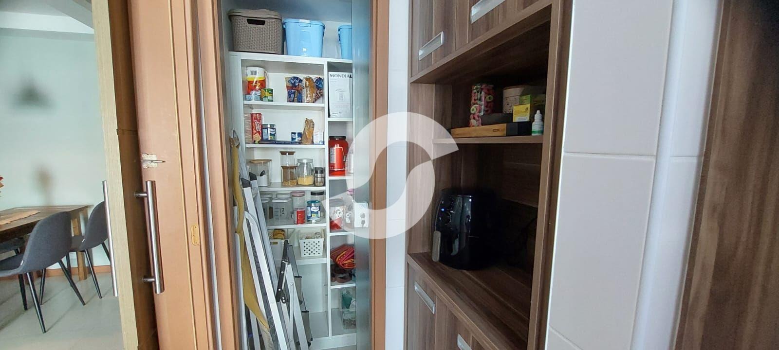 Imagem Apartamento com 2 Quartos à Venda, 70 m²em Icaraí - Niterói