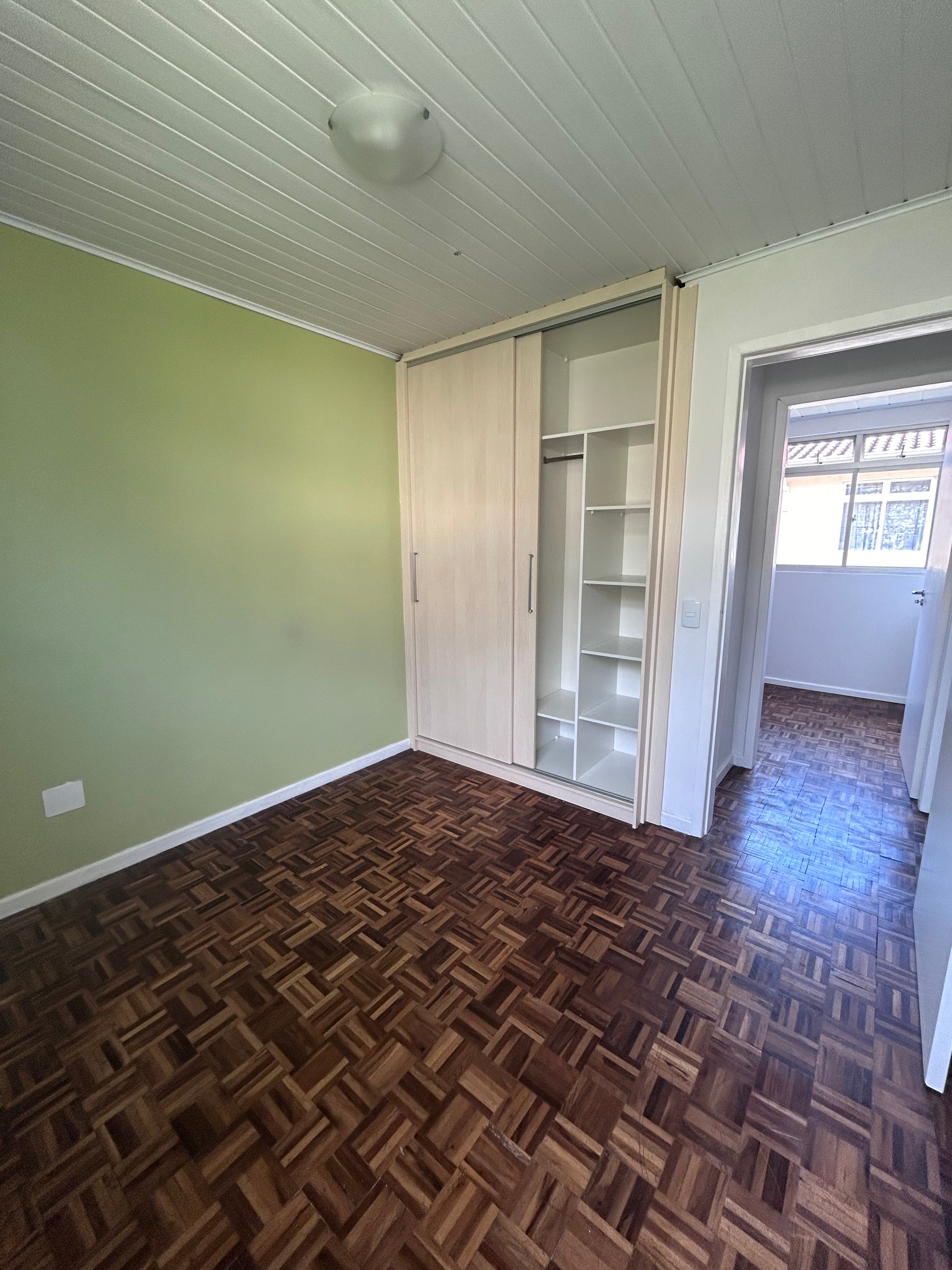 Imagem Apartamento com 3 Quartos à Venda, 53 m²em Uberaba - Curitiba