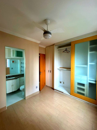 Imagem Apartamento com 4 Quartos à Venda, 94 m²em Saúde - São Paulo