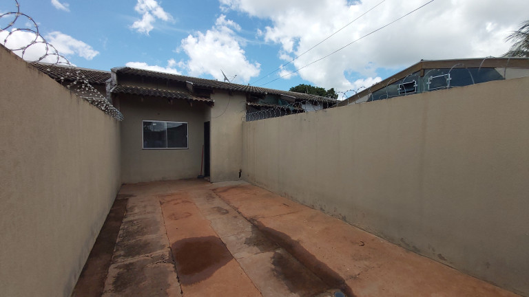 Imagem Casa com 2 Quartos à Venda,  em Jardim São Conrado - Campo Grande