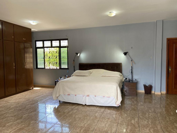 Imagem Casa com 6 Quartos à Venda, 438 m² em Jurunas - Belém