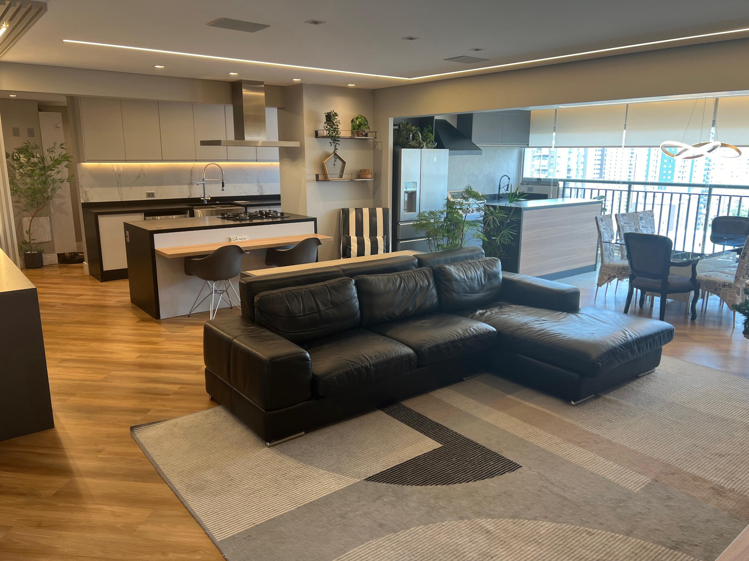 Foto do imóvel Apartamento com 3 Quartos à Venda, 149 m²em Vila Santa Catarina - São Paulo