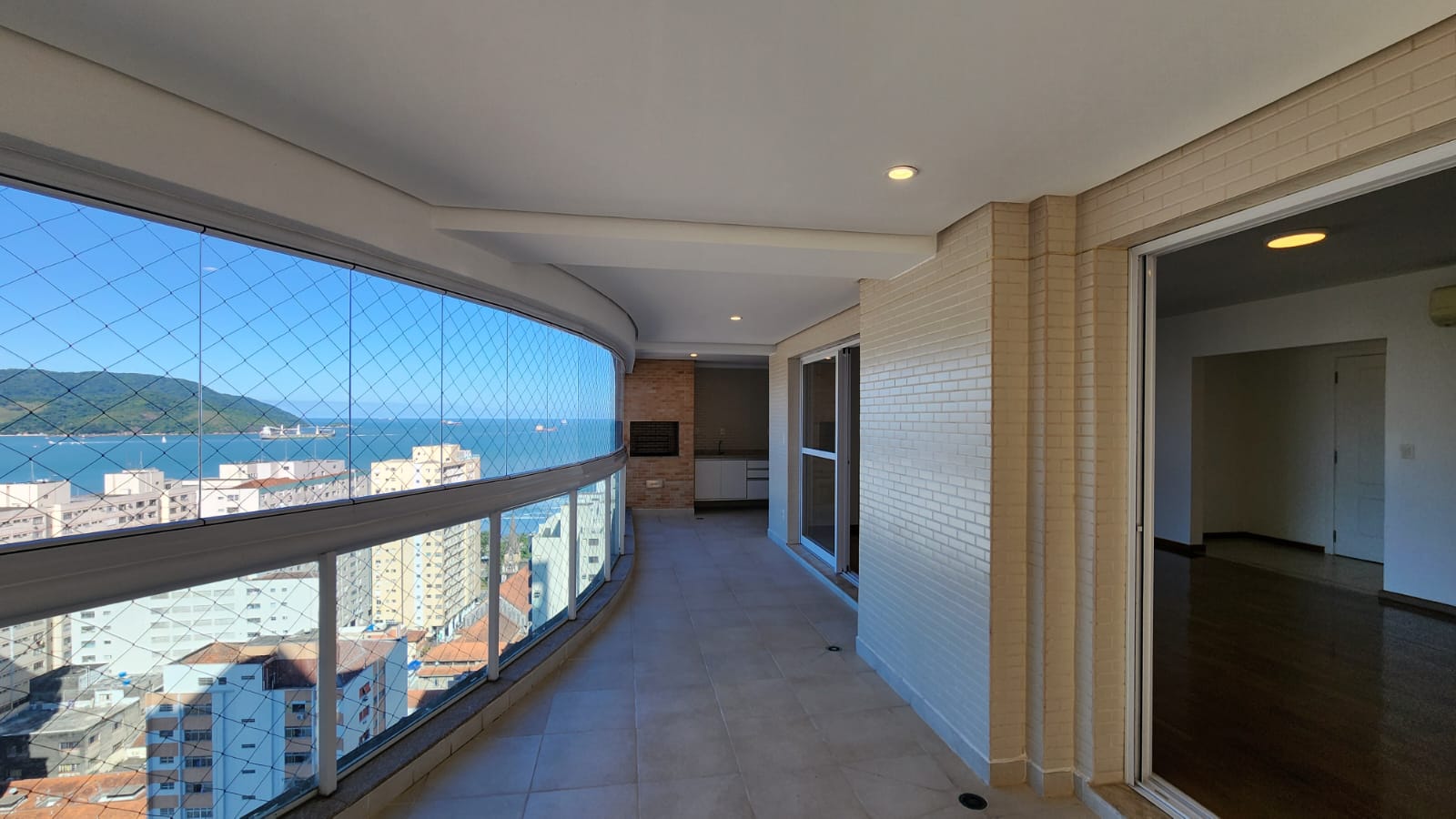 Foto do imóvel Apartamento com 4 Quartos à Venda, 204 m²em Boqueirão - Santos