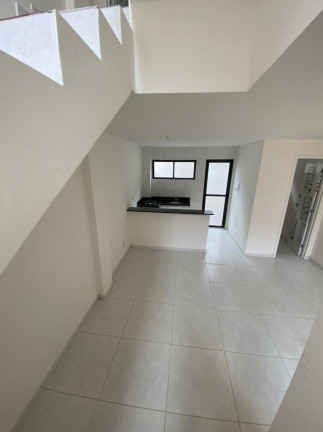 Imagem Casa de Condomínio com 2 Quartos à Venda, 77 m² em Ponta Negra - Natal