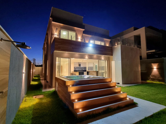 Imagem Casa com 4 Quartos à Venda, 250 m² em Coité - eusébio