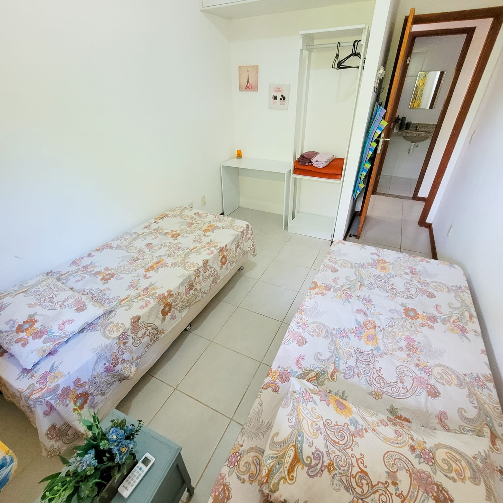 Imagem Apartamento com 2 Quartos à Venda, 70 m²em Itacimirim - Monte Gordo