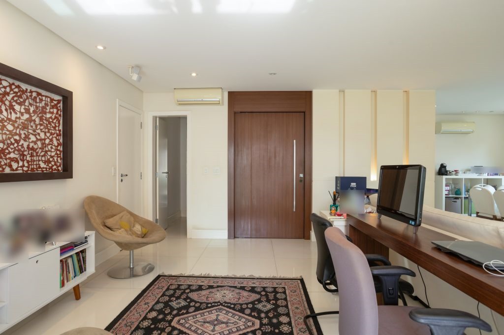 Imagem Apartamento com 4 Quartos à Venda, 235 m²em Aclimação - São Paulo