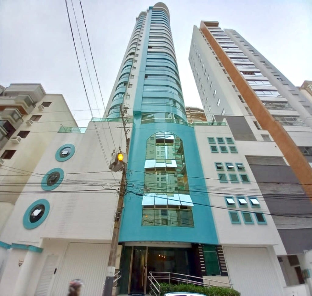 Imagem de fundo do condomínio Condomínio La Spezia - Centro - Balneário Camboriú - SC