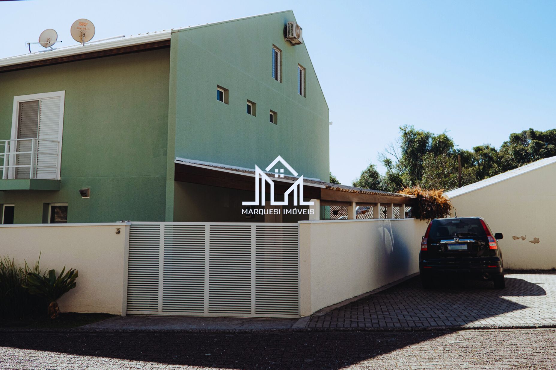 Foto do imóvel Casa de Condomínio com 2 Quartos à Venda, 220 m² em Pilarzinho - Curitiba