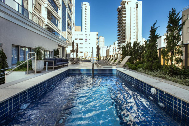 Imagem Apartamento com 3 Quartos à Venda, 400 m² em Centro - Balneário Camboriú