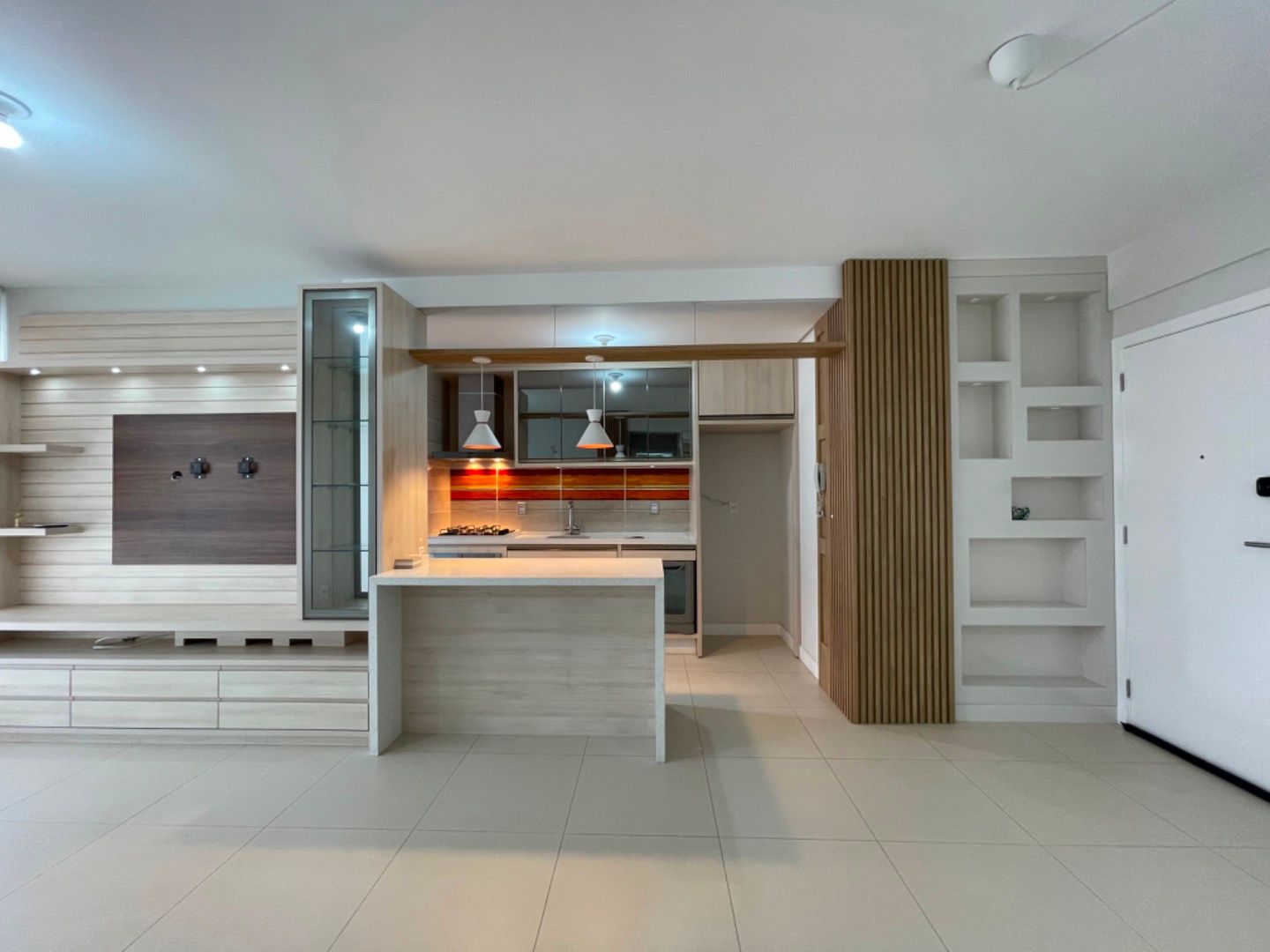 Foto do imóvel Apartamento com 2 Quartos à Venda, 7 m²em Centro - Florianópolis