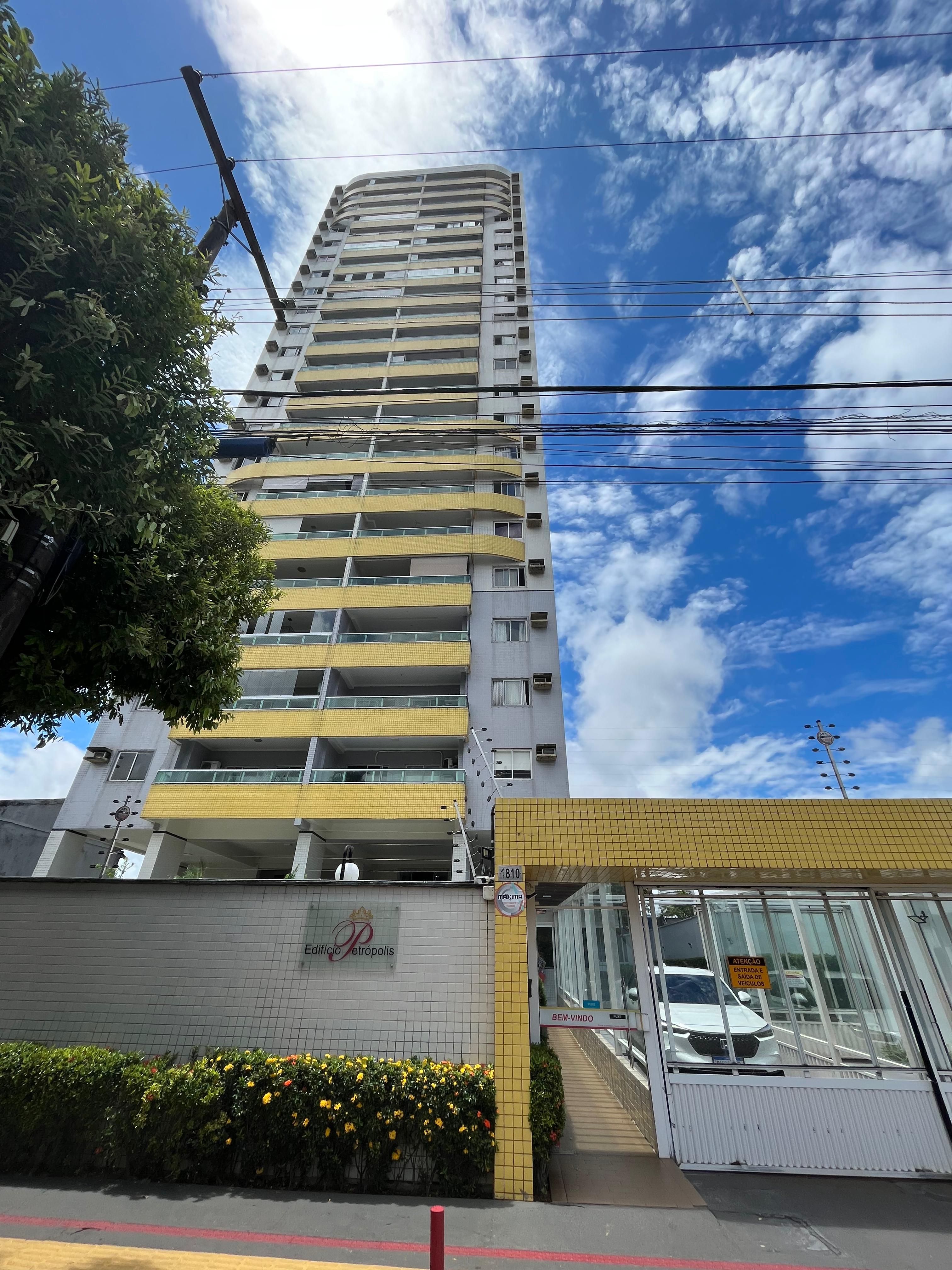 Foto do imóvel Apartamento com 3 Quartos à Venda, 109 m²em Marco - Belém