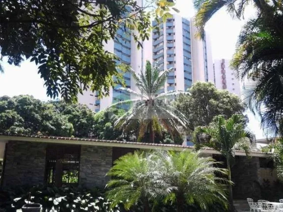 Imagem de fundo do condomínio Condomínio Casa Grande Das Ubaias - Casa Forte - Recife - PE