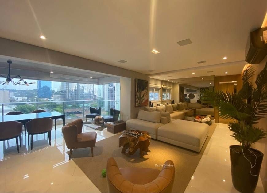 Foto do imóvel Apartamento com 3 Quartos à Venda, 130 m²em Vila Gertrudes - São Paulo