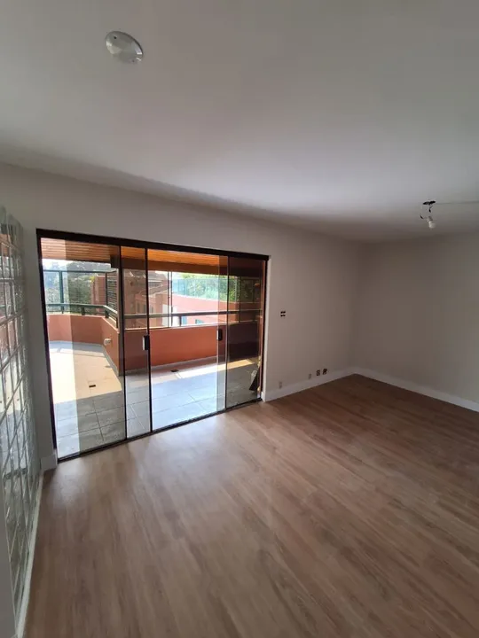 Foto do imóvel Cobertura com 4 Quartos à Venda, 224 m² em Jardim Marajoara - São Paulo