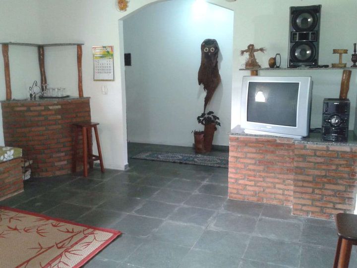 Imagem Chácara com 2 Quartos à Venda, 2.800 m² em Araruama