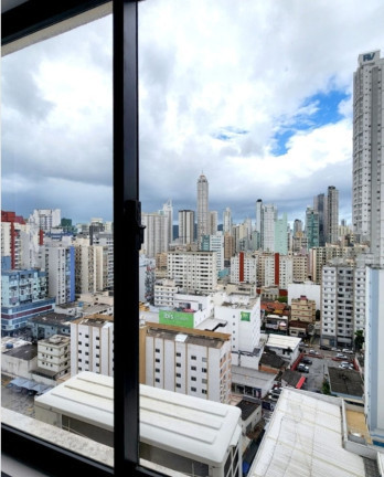 Imagem Apartamento com 2 Quartos à Venda,  em Centro - Balneário Camboriú