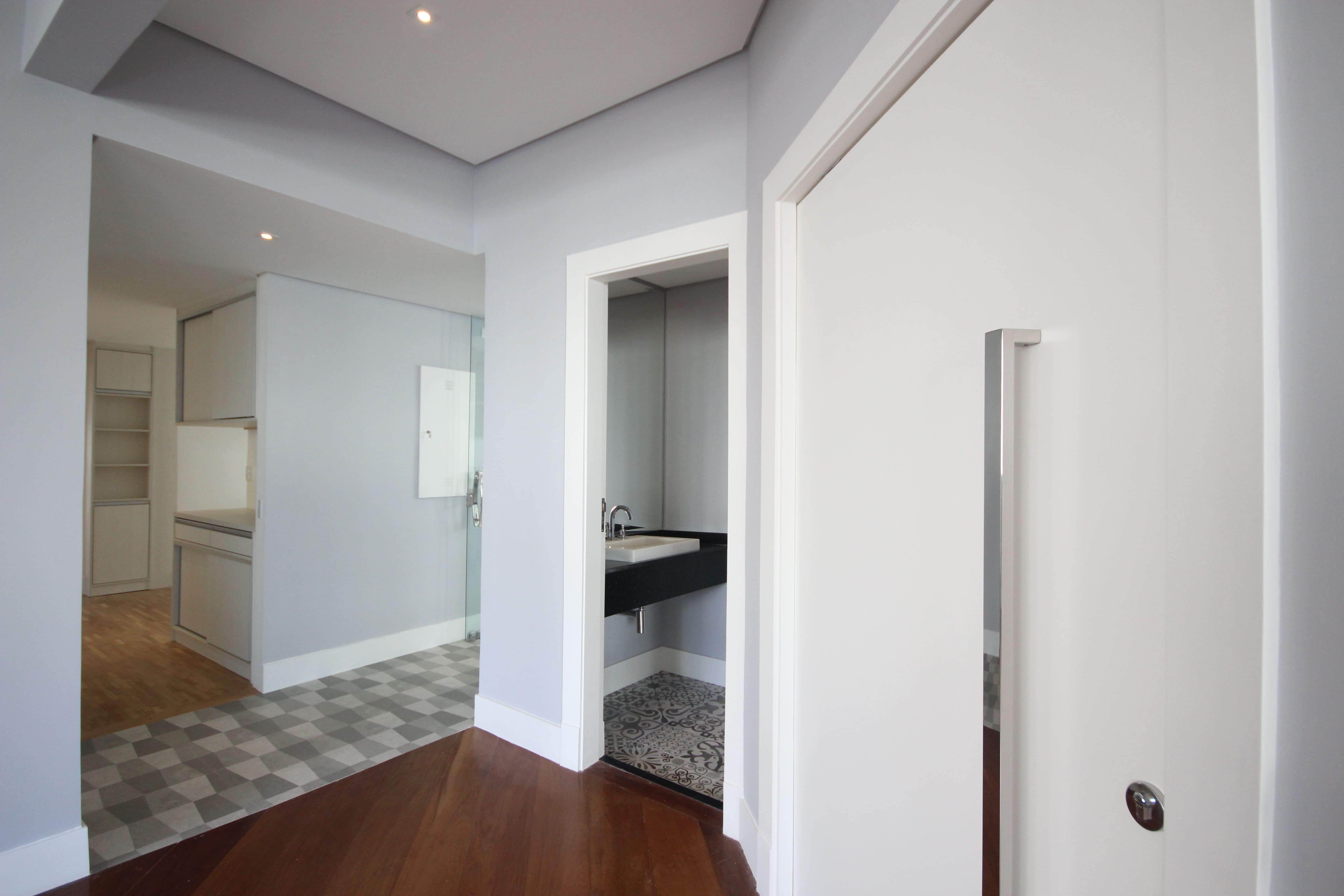 Imagem Apartamento com 3 Quartos à Venda, 245 m²em Vila Uberabinha - São Paulo