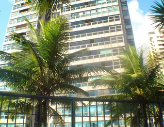 Imagem de fundo do condomínio Condomínio Queen Elizabeth - Barra da Tijuca - Rio de Janeiro - RJ