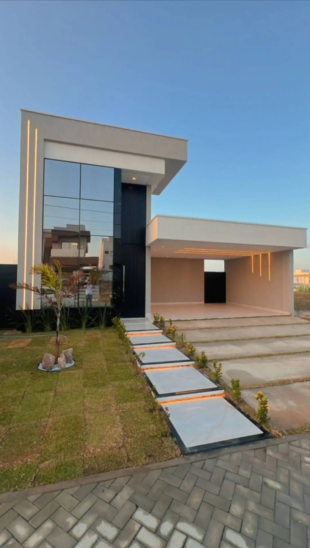 Foto do imóvel Casa de Condomínio com 3 Quartos à Venda, 142 m²em Alphaville - Eusébio Foto do imóvel Casa de Condomínio com 3 Quartos à Venda, 142 m²em Alphaville - Eusébio