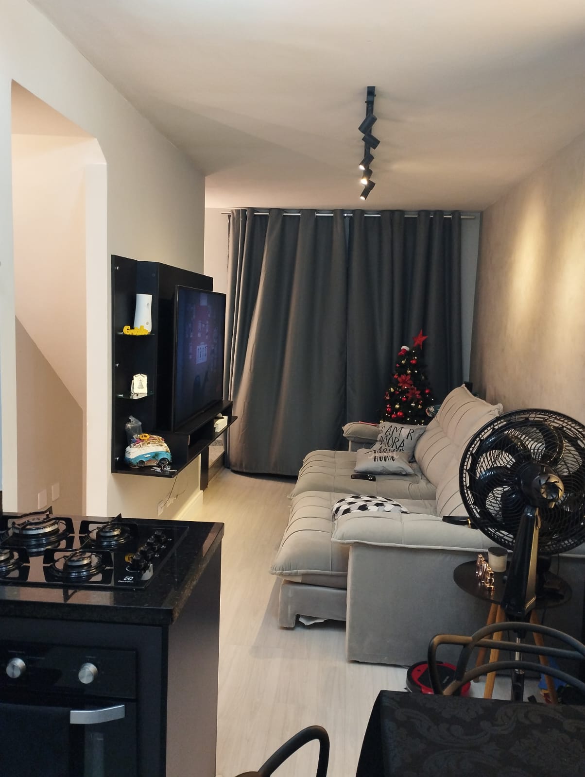 Imagem Casa de Condomínio com 2 Quartos à Venda, 80 m²em Vila Nivi - São Paulo