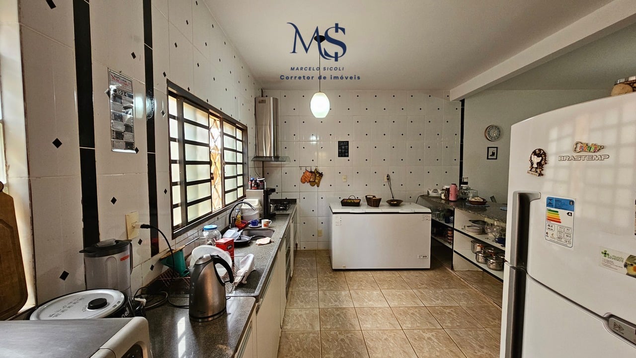 Imagem Casa com 6 Quartos à Venda, 525 m²em Sobradinho - Brasília
