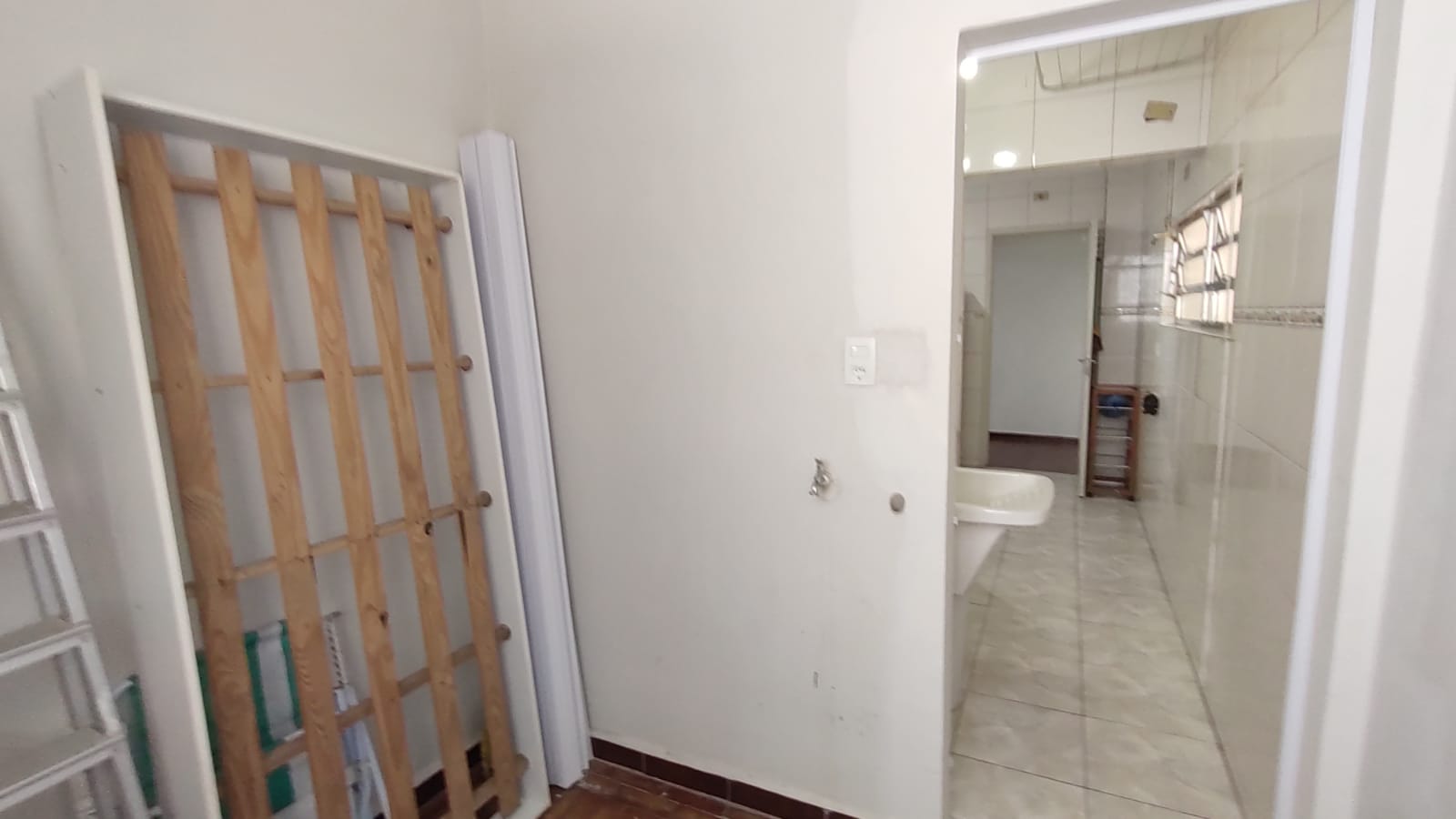 Imagem Apartamento com 2 Quartos à Venda ou Locação, 99 m²em Boqueirão - Santos