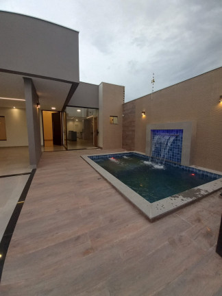 Imagem Casa com 3 Quartos à Venda, 250 m² em Centro - Barreiras