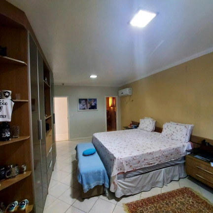 Imagem Casa de Condomínio com 4 Quartos à Venda, 300 m² em Flores - Manaus