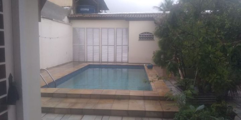 Imagem Casa com 4 Quartos à Venda, 261 m² em Taquara - Rio de Janeiro