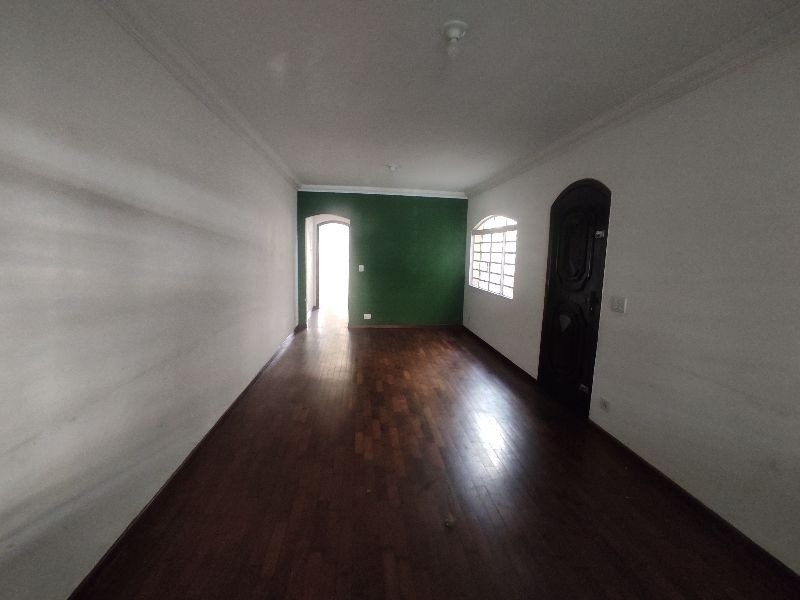 Imagem Casa com 3 Quartos para Alugar, 300 m²em Vila Clarice - São Paulo