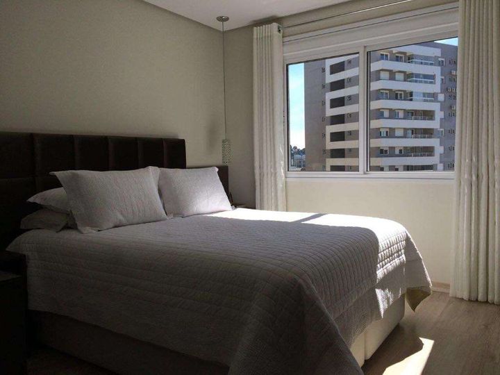 Imagem Apartamento com 3 Quartos à Venda, 120 m² em Sanvitto - Caxias Do Sul