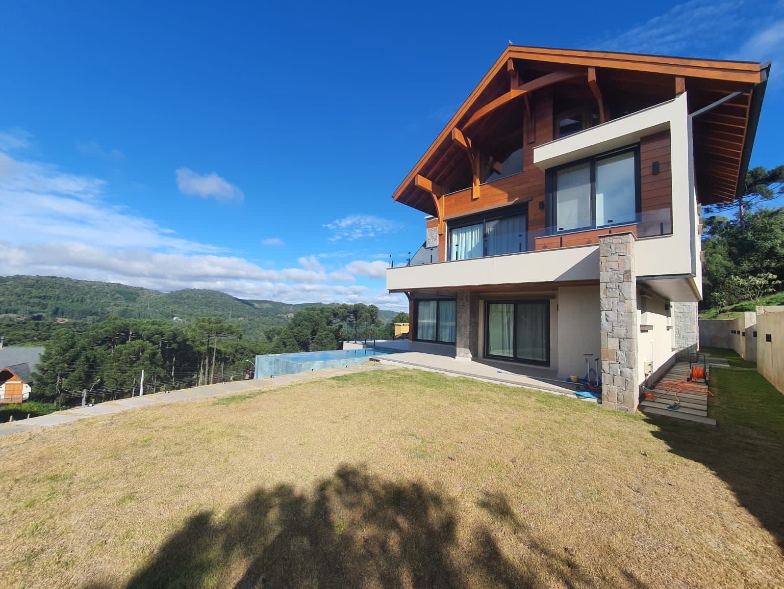 Imagem Casa de Condomínio com 5 Quartos à Venda, 688 m²em Aspen Mountain Gramado - Gramado 